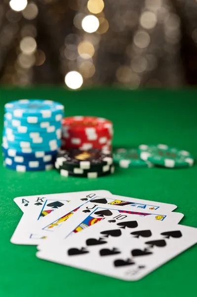 Free spins feature triggered on The Great Icescape slot