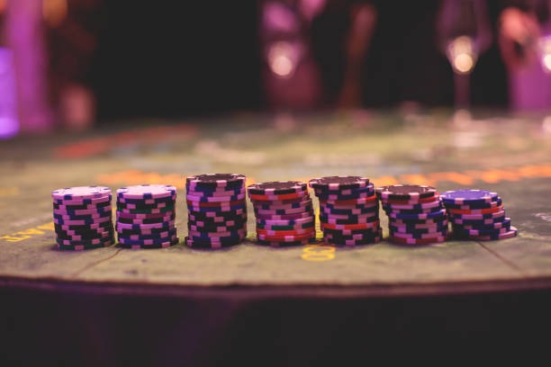 Wild Bandito slot game interface showing five reels with Western-themed symbols
